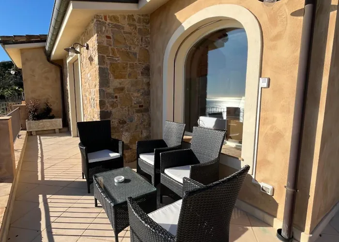 بيت للعطل La Casa Di Pucci سانريمو